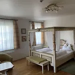 Landgasthof Krone Hotell