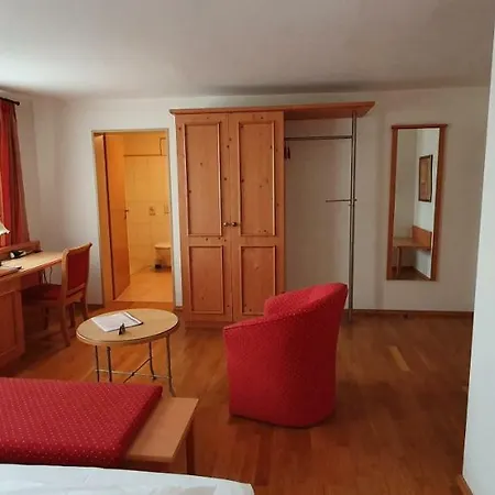 Landgasthof Krone 3* ゼンデン