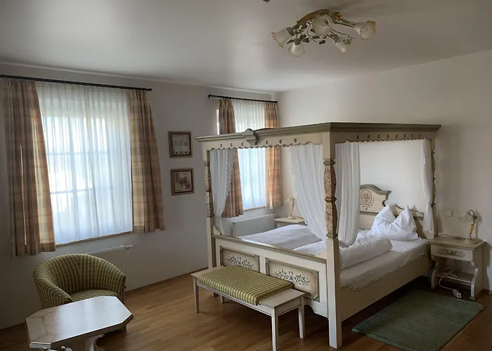Landgasthof Krone Hotel