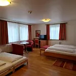 Landgasthof Krone סנדן