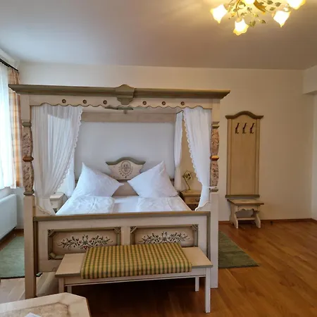 Landgasthof Krone 호텔 센덴